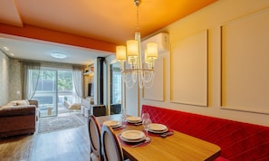 Basic Apartment | Tempat makan