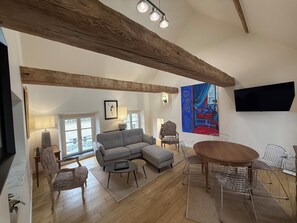 Living area - Charming apartment in Montreuil sur mer (Montreuil-sur-Mer)
