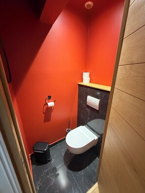 Towels, toilet paper - Charming apartment in Montreuil sur mer (Montreuil-sur-Mer)
