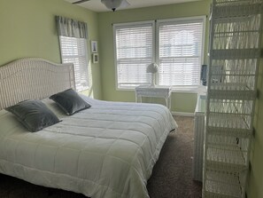 4 habitaciones, tabla de planchar con plancha y wifi 