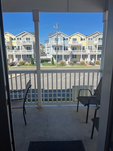 Spectacular 4-Bedroom Beach Block Townhome with Pool & Parking in North Wildwood