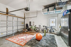 Interior - Prime Tampa Location Walk to Armature Works (Tampa)