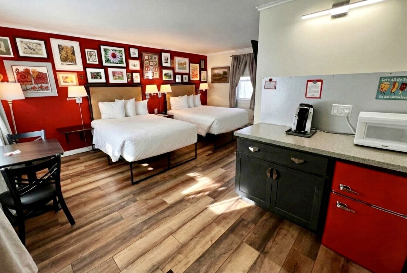 Iron/ironing board, travel crib, WiFi, bed sheets