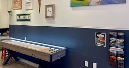 Sleep Woodstock - 2 Double Beds - Dog Friendly