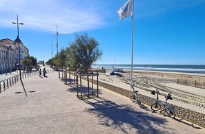 Beach nearby - The ocean at the end of the street... (Soulac-sur-Mer)