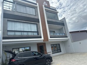 Exterior - Silence: Refuge of the Waves (Complete apartment for up to 6 people) (Barra Velha)