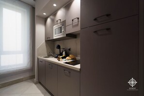 Frigorífic, microones, rentaplats i torradora 
