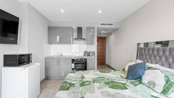 1 Schlafzimmer, Bügeleisen/Bügelbrett, WLAN, Bettwäsche