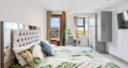 Modern Studio with Balcony – Ilford, 20 Minutes away from central London