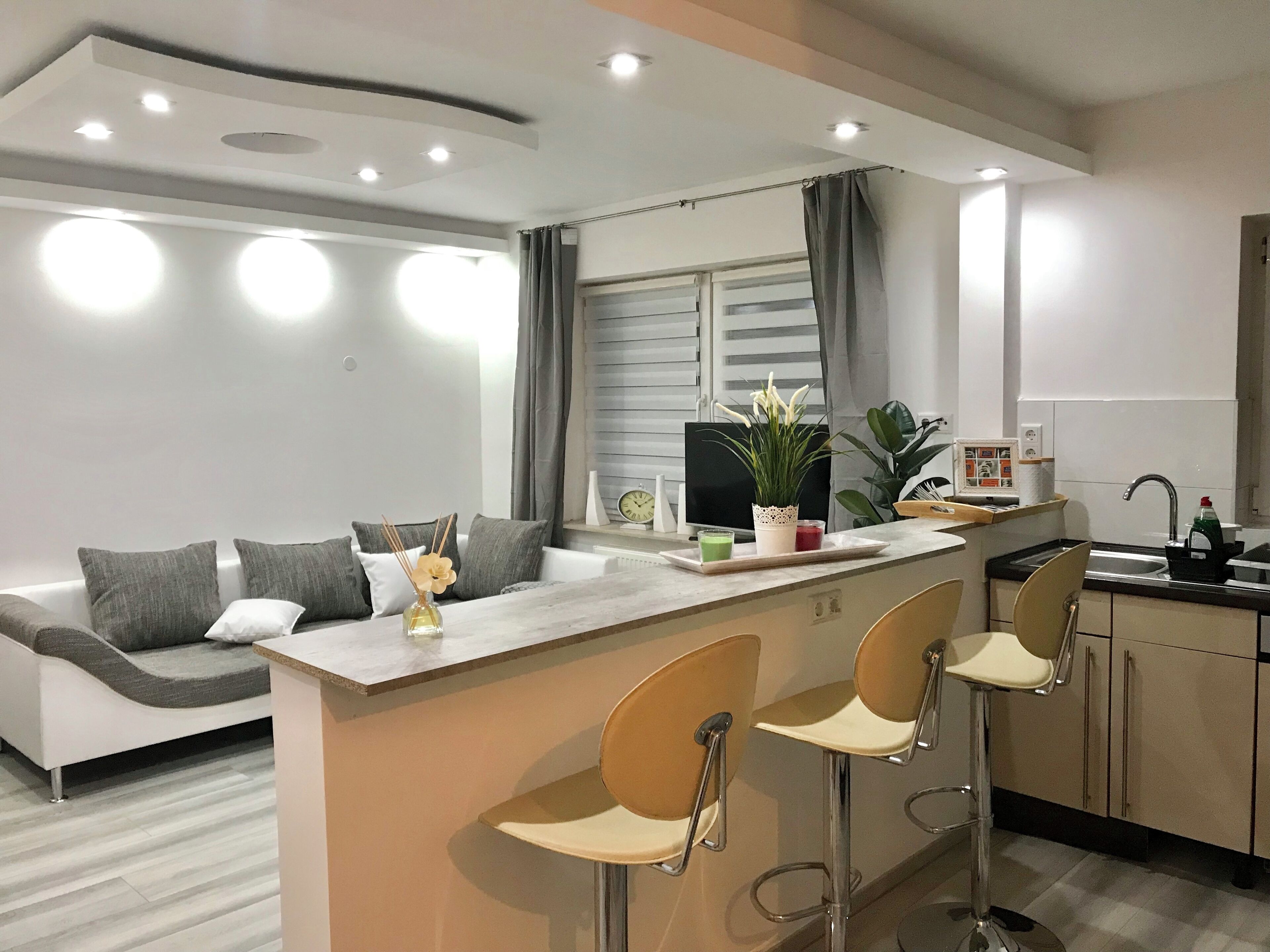 Comfort Apartment, Balcony, Garden View | Interior