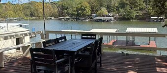 Lakefront Getaway 4BR, Private Dock