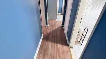 Departamento estándar, vista a la ciudad | Interior