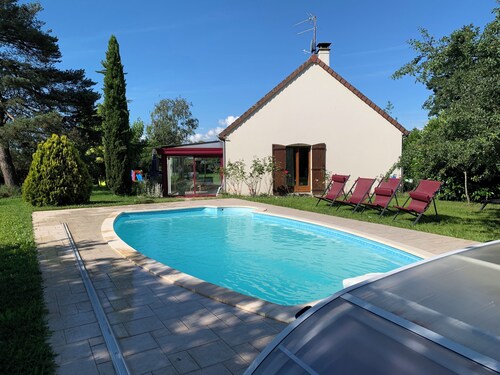 Gite 3* les Gourlines with swimming pool, veranda, garage - near Moulins and Le PAL