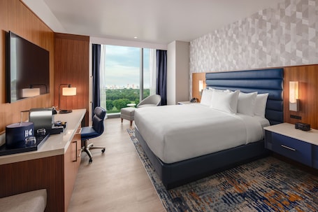 Egyptian cotton sheets, premium bedding, pillow-top beds, in-room safe