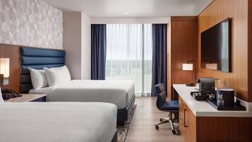 Deluxe Room, 2 Queen Beds, City View
