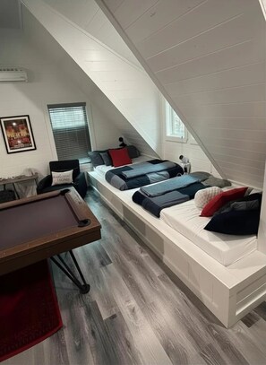 2 chambres, bureau, fer et planche à repasser, Wi-Fi gratuit