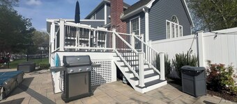 Perfect World Cup Getaway – Close to Stadium & Pool, Grill & Gym included!