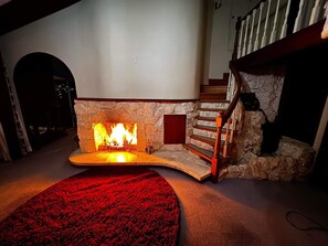 Interior - Eclectic 70s Mansion (Wellington)