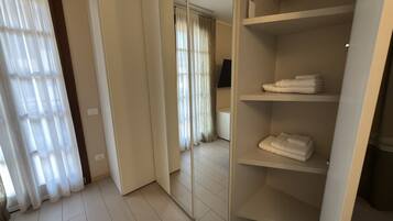 1 Schlafzimmer, Bügeleisen/Bügelbrett, WLAN, Bettwäsche