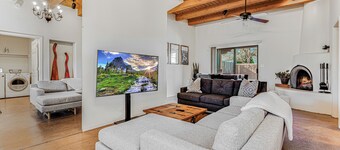 NEW 2-Bedroom Peaceful Townhome near Downtown Santa Fe with 2 Master Suites