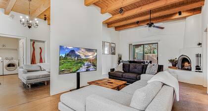 NEW 2-Bedroom Peaceful Townhome near Downtown Santa Fe with 2 Master Suites
