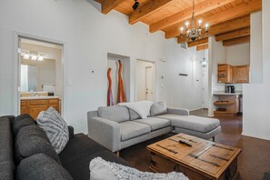 Luokittelematon kuva, 2 kautta 27, painike