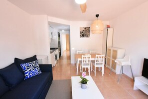 TV - Book Jet OASIS DUNAS Suite -apartments (Corralejo)