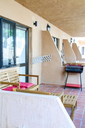 Terrace/patio - Book Jet OASIS DUNAS Suite -apartments (Corralejo)