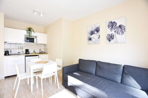 Interior - Book Jet - Arena Alisios Apartment Pool & wifi (Corralejo)