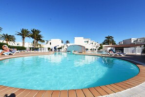 Pool - Book Jet - Arena Alisios Apartment Pool & wifi (Corralejo)