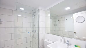 Hair dryer, towels - Book Jet OASIS DUNAS Suite -apartments (Corralejo)