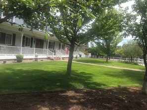 Apartment | 1 bedroom - The Orchard Suite in Shady Cove (Shady Cove)