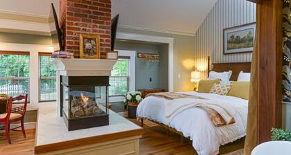 Cottage Eleven in Jacksonville