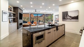 Interior - Beautiful Home Near Snow Canyon, Tuacahn, and Black Desert Resort (Ivins)