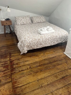 2 habitaciones, tabla de planchar con plancha y wifi gratis 