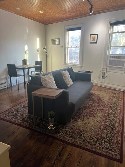 Heart of Georgetown Rowhouse Apt in Washington DC 20007