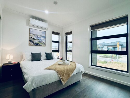 Elegant 3-Bedroom House with Free secured Parking