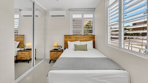 2 chambres, fer et planche à repasser, lit parapluie, Wi-Fi gratuit