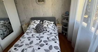 HOUSE NEAR KERBIHAN PARK