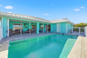 Pool - Waterfront Villa w/ Pool, Dock & Gulf Access (Port Charlotte)