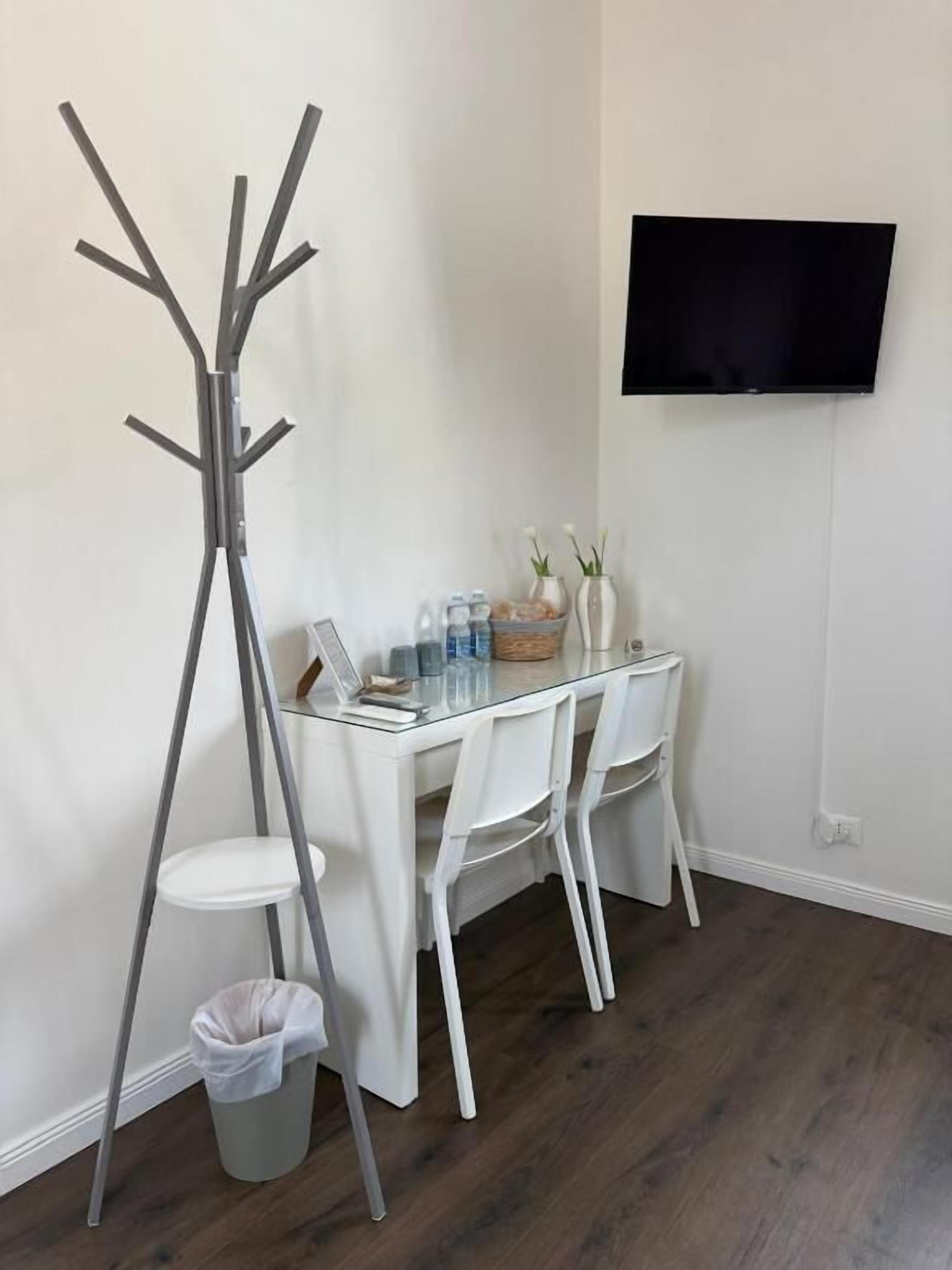 Chambre Double Standard, balcon, vue cour intérieure | Intérieur