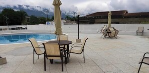 Pool - Beach & Cozy Apartment | Ideal for Families (Bertioga)