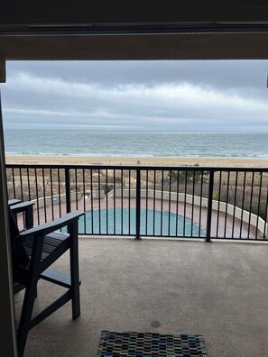 Property grounds - Beachfront Escape at High Point South: 2BR/2BA – Wake Up to the Waves (Ocean City)