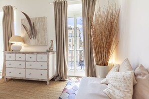 50-厘米电视（配备有线频道）