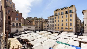 Luxury-Apartment, Balkon, Stadtblick | Blick auf die Stadt