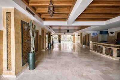 Luxury 2-bedroom Appartement with Pool Hivernage Marrakesh