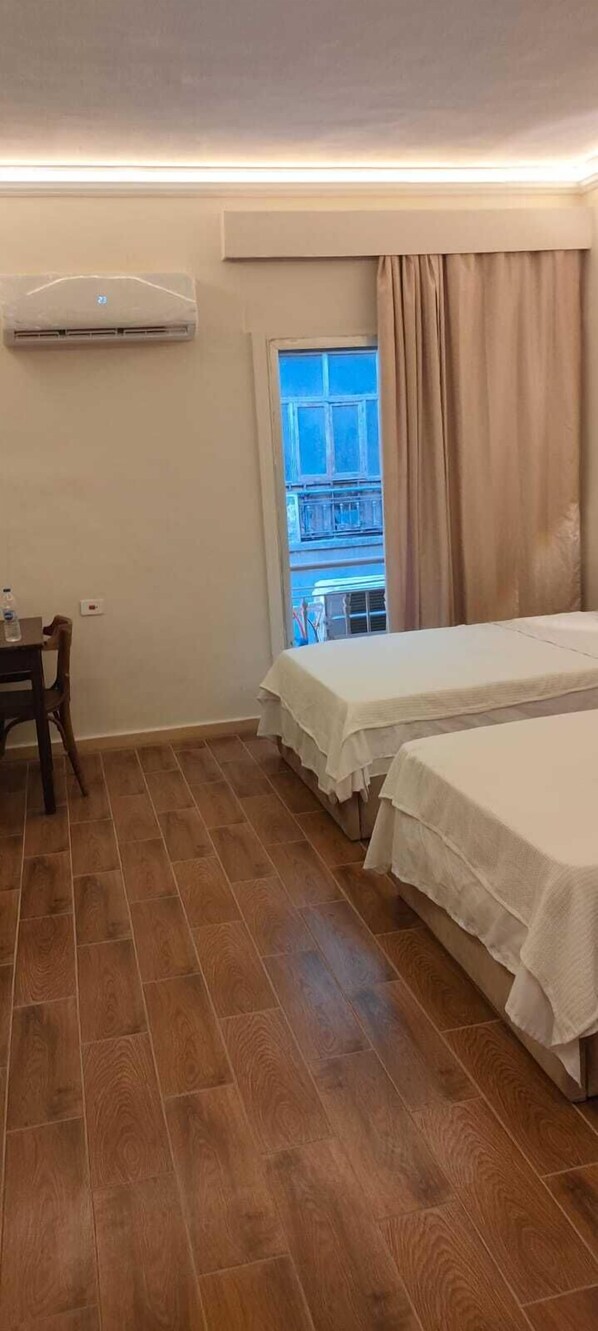 Comfort Double Room, 2 Double Beds, Smoking | Desk, free WiFi - La vie hotel  (Cairo)