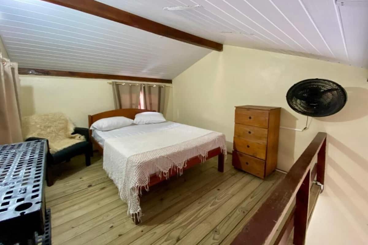 Standard-Vierbettzimmer