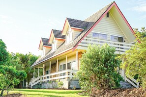 Exterior - Ora Springs Retreat (Ngararatunua)