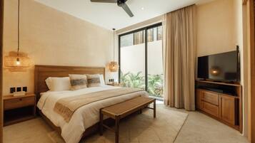 4 bedrooms, desk, iron/ironing board, WiFi